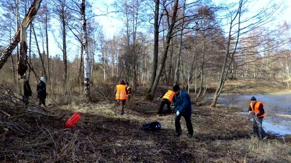 Liepājā sakopj Cietokšņa kanāla krastu - 6