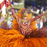 Dienas ceļojumu foto: Krāšņi tērpi un karstasinīgi ritmi Rio karnevālā