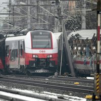 Vilcienu sadursmē Austrijā viens bojāgājušais un 22 cietušie