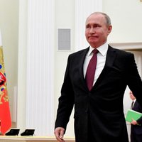 Путин в своей речи на 9 мая поведал о "недобитых карателях" и "идеологии нацизма" на Западе