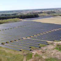Igaunijas atjaunojamās enerģijas ražotājs 'Evecon' ieguldīs 30 miljonus eiro saules parku attīstībā Latvijā
