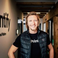 Noslēdzoties jaunākajam investīciju raundam, 'Printify' darbinieki saņem 10 miljonus