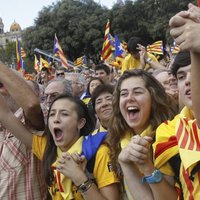 Kataloņi reģionālajās vēlēšanās balso par Spānijas nākotni