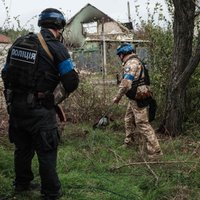 Ukrainas policija atbrīvotajā Harkivas apgabalā turpina aizturēt apmaldījušos Krievijas karavīrus