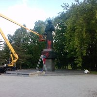Волна вандализма: в Лудзе осквернили сразу два памятника жертвам Второй мировой войны