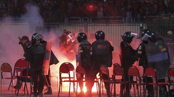 Futbola fanu grautiņš Portsaidā, Ēģiptē - 8