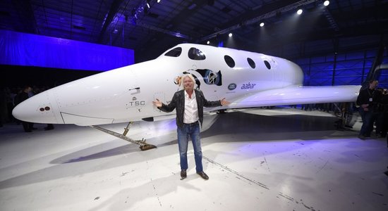 Акции Virgin Galactic взлетели на 28% после полета Брэнсона в космос