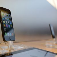 Sāk 'iPhone 5' tirdzniecību Latvijā