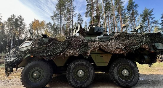Латвия планирует производить около 30 бронемашин Patria в год