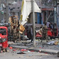 Somālijā pašnāvnieki sarīko divus sprādzienus Mogadīšo; 10 cilvēki nogalināti