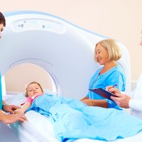 Magnētiskā rezonanse, rentgens – kā notiek izmeklējumi bērniem, izmantojot dažādas diagnostikas ierīces