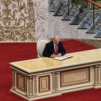 Латвия отказывается признавать Лукашенко президентом Беларуси после тайной инаугурации
