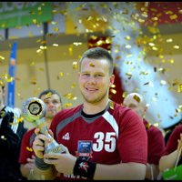 Pirmajā Latvijas handbola Zvaigžņu spēlē triumfē Rietumu komanda