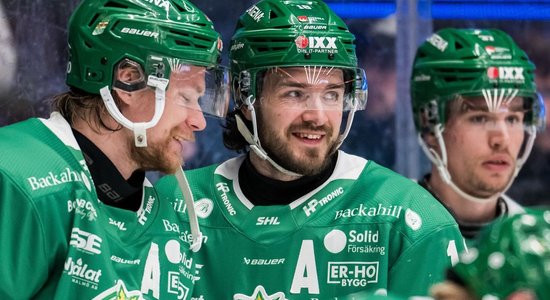 Ābols un 'Rogle' sasniedz Zviedrijas hokeja līgas finālu