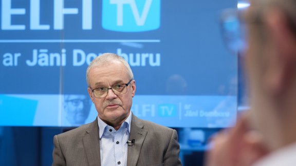 Delfi TV ar Domburu: Indulis Zālīte - 2