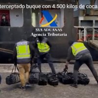 ВИДЕО. Возле Канарских островов на судне нашли 3 тонны кокаина: судно направлялось в Ригу