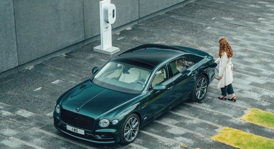 'Bentley Flying Spur' tagad arī hibrīda versijā ar 536 ZS