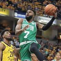 Bostonas 'Celtics' basketbolisti nodrošina vietu NBA izslēgšanas turnīra otrajā kārtā