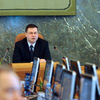 Dombrovskis: līdzekļi plūdu seku kompensēšanai pietiks