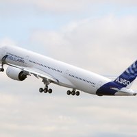 ‘Dreamliner’ konkurenta ‘Airbus A350’ testa lidojums (+ FOTO un VIDEO)