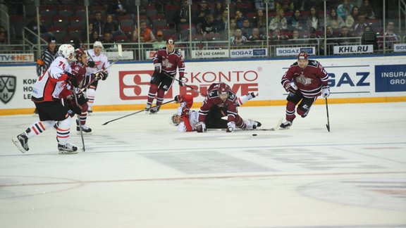 Hokejs, KHL spēle: Rīgas Dinamo - Omskas Avangard - 25