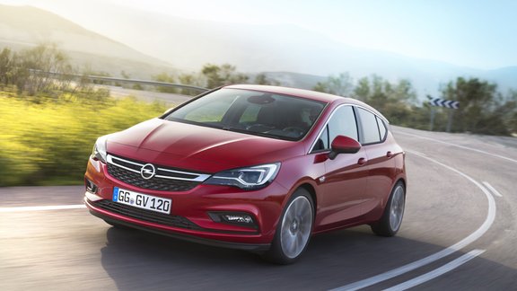 Opel Astra (2015)