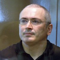 Krievijas zināmākajam cietumniekam Hodorkovskim paliek 50