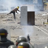 Ķīna cer uz 'konstruktīvas' palīdzības sniegšanu Venecuēlai