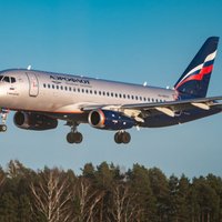 Lidostā 'Rīga' paaugstinātas drošības apstākļos nolaidusies 'Aeroflot' lidmašīna
