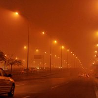 Pekinā gaisa piesārņojums sasniedz bīstamu līmeni