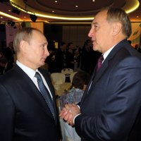 Soči 2014: SOK prezidenta pieņemšanā Putins spiež roku Bērziņam