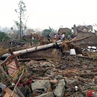 Krusā un tornado Ķīnā 78 bojāgājušie