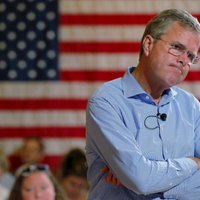 Кандидат-республиканец Джеб Буш выбыл из президентской гонки в США