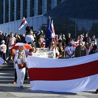 ФОТО. "Годовщина фальшивых выборов": шествие белорусской общины в Риге