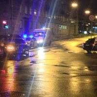 ФОТО: Авария на улице Кр. Валдемара – BMW не поделил дорогу с Audi A4