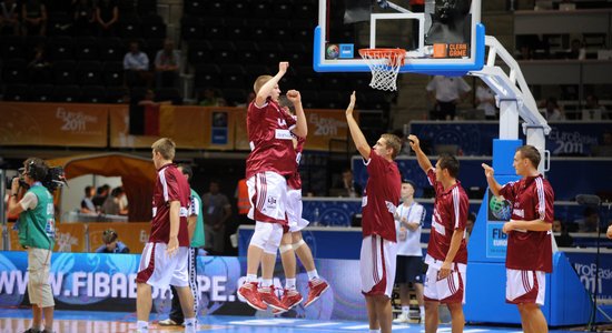 Latvijas basketbolisti EČ finālturnīros: čempioni, 'būt vai nebūt' un jaunie laiki
