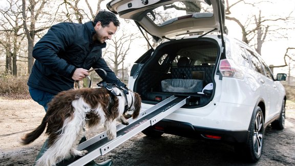 Nissan X-Trail 4Dogs