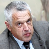 Lidostā īslaicīgi aizturēts Krievijas tautiešu politikas pārstāvis Latvijā Gapoņenko