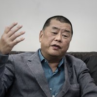 Honkongā arestēts prodemokrātisks uzņēmējs