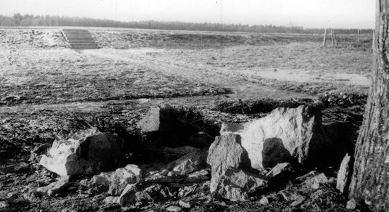 Nakts, diversantu mīnas un trotils. Kā padomju armija 1990. gadā spridzināja latviešu pieminekļus