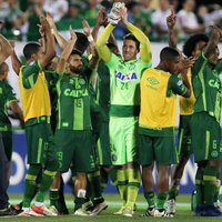 ВИДЕО: Из-за трагедии с бразильским клубом отменен финал Южноамериканского кубка