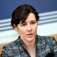 Finanšu ministre Reizniece-Ozola Saeimas vēlēšanu laikā piedalīsies šaha Olimpiādē