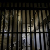 Krievijā cīnās ar cietumos darbojošiem krāpnieku zvanu centriem