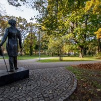 'Mēģinājums sabotēt valsti' – Rīgas domnieki noraida iniciatīvu par pieminekļu saglabāšanu