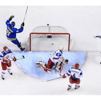 Российские хоккеисты потерпели на ЮЧМ второе поражение