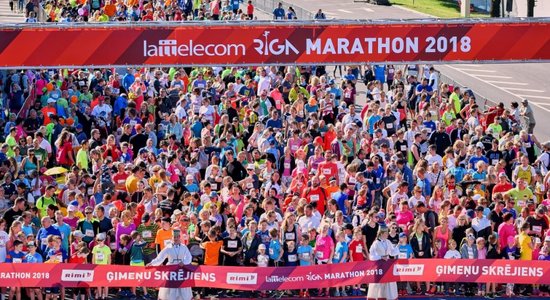 Sākas 'Lattelecom' Rīgas maratons; reģistrējušies 37645 dalībnieki no 78 valstīm