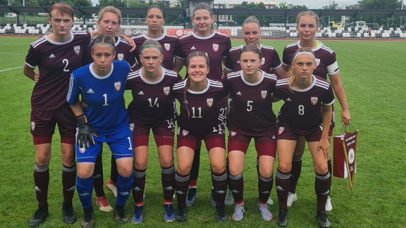 Latvijas U-19 meiteņu futbola izlase