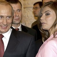 Smukulīte Kabajeva komentējusi attiecības ar Putinu