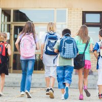 Valdība apstiprina minimālo skolēnu skaitu 10. klases atvēršanai