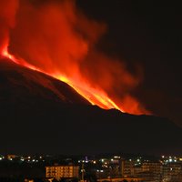 Aktivizējies Etnas vulkāns apdraud 'Giro d'Italia' norisi